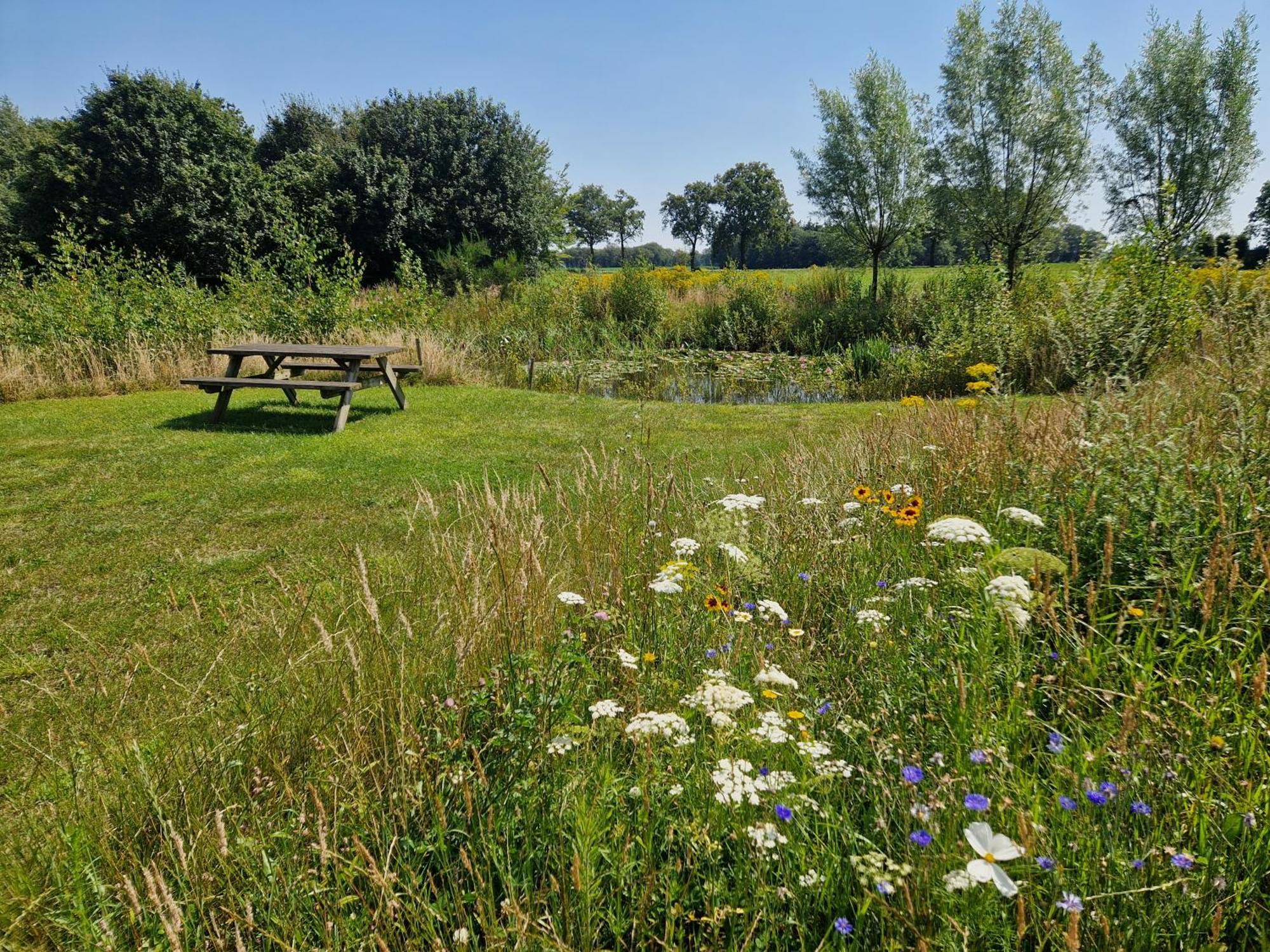 De Wilde Tuin - Tuinkamer Moergestel Exteriör bild